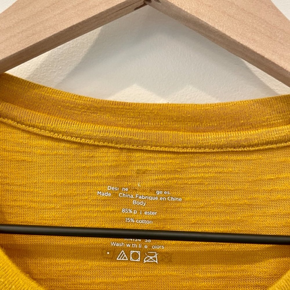 Fabletics Front Row Tank - Picture 2 of 3